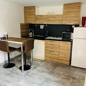 Cavaliere Studio 4 Pers Le Lavandou